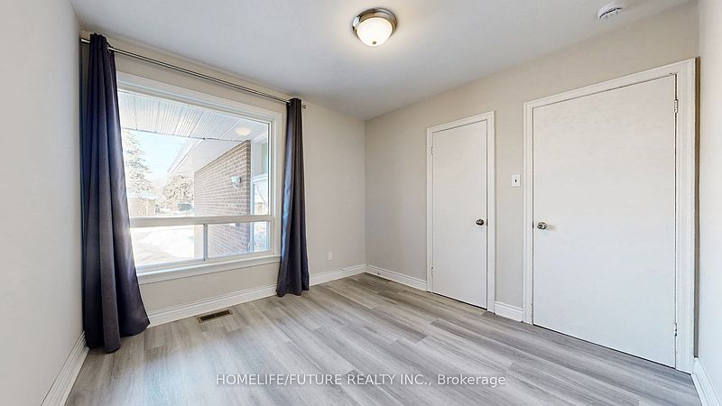 Toronto House for rent - 5 Bedrooms — photo 18