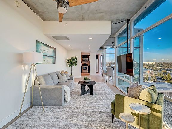2nd image of 1080 Park Blvd Unit 1710