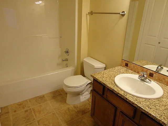 2 bed 2 bath 2 bed 2 bath