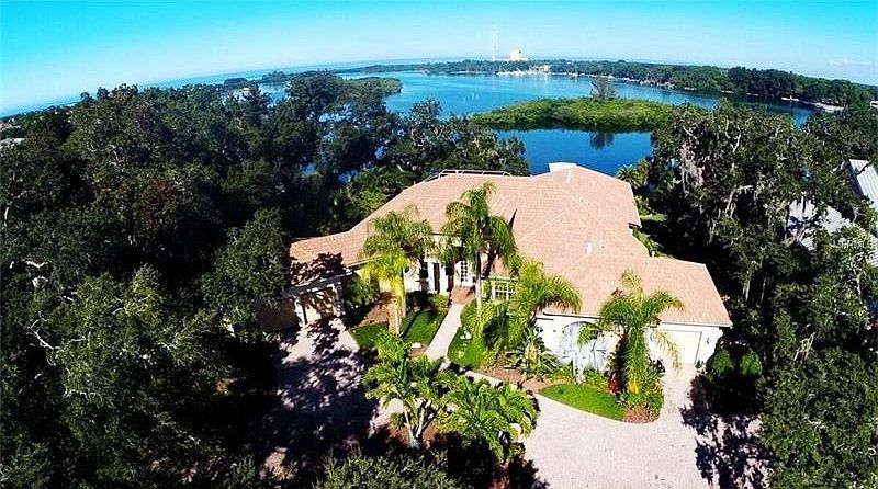 1st image of 1422 Circle Dr