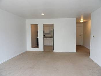 2nd image of 5400 Carriageway Dr APT 314
