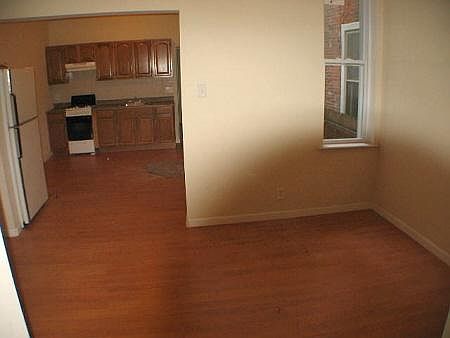 5th image of 1112 N 42nd St #1