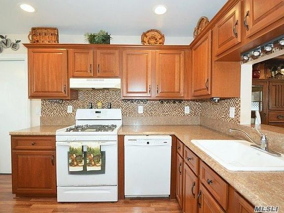 5th image of 12 Lindsey Ct