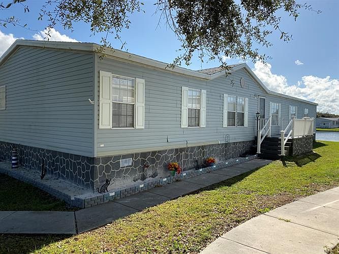1st image of 3943 Glenwick Dr
