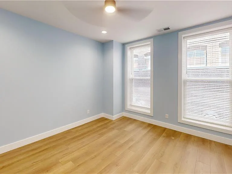 112 N Merchant St #202 — Photo 5