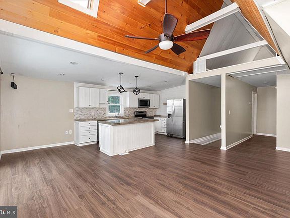 5th image of 904 Archwood Trl