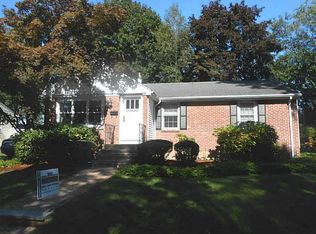 53 Dawson Ave, Warwick, RI 02888