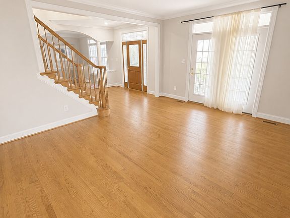 4th image of 20964 Nightshade Pl