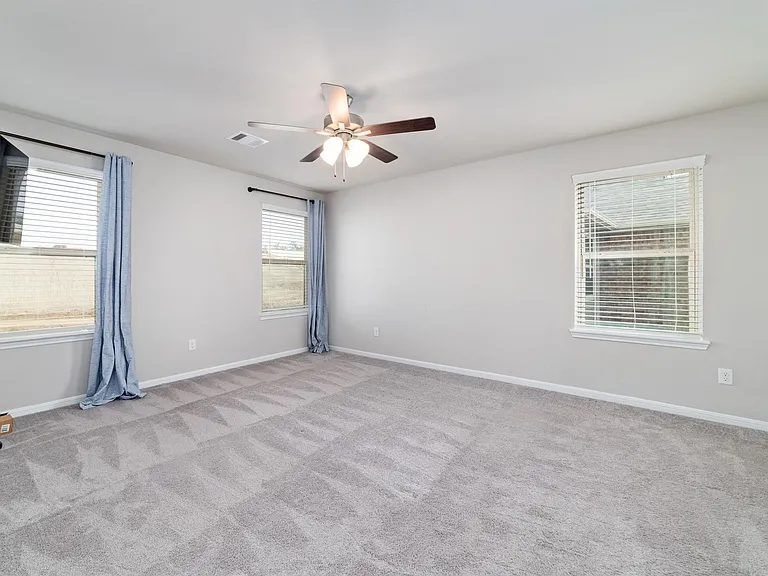 12923 Crombie Dr — Photo 14