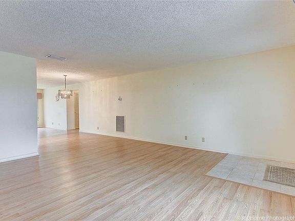4th image of 9018 39th Ln N