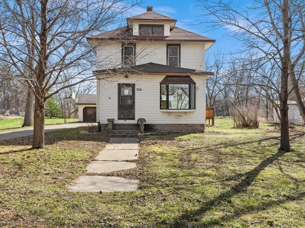730 1st St N, Waterville, MN 56096