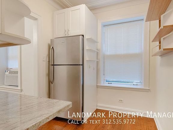 4th image of 3604 N Pine Grove Ave APT 1G