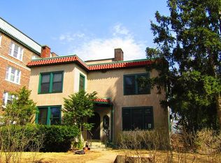 67 Prospect St, Northampton, MA 01060