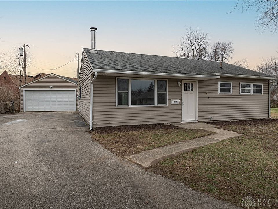 1st image of 2207 Whitney Pl