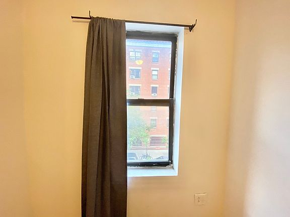 2nd image of 536 E 5th St APT 7A