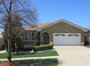 9634 Mason Ave, Oak Lawn, IL 60453