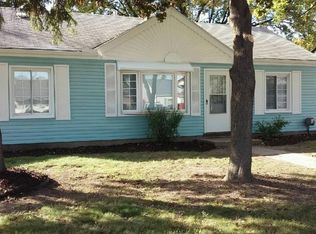 26711 Ridgemont St, Roseville, MI 48066