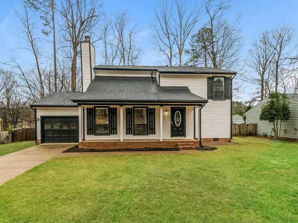 1517 Laughridge Dr, Cary, NC 27511