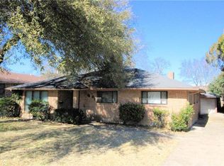 721 Foxboro Ln, Dallas, TX 75241