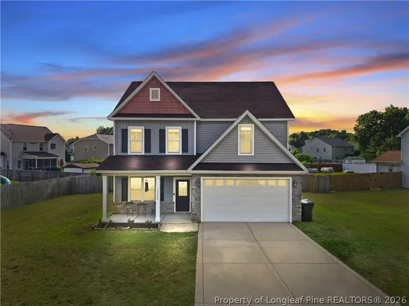 1356 Vandenberg Dr, Fayetteville, NC 28312