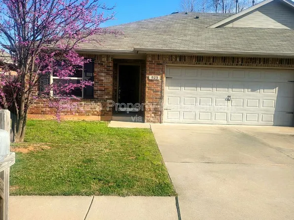 923 W Prairie Wind Way, Mustang, OK 73064