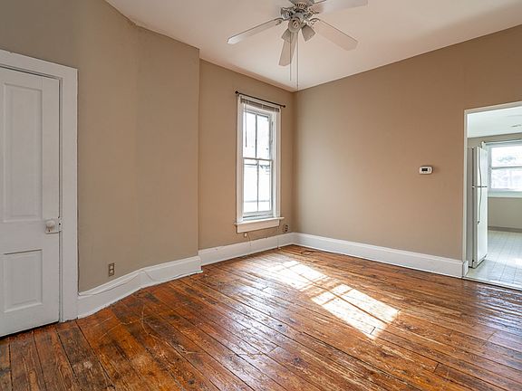 4th image of 1269 Dennison Ave APT D