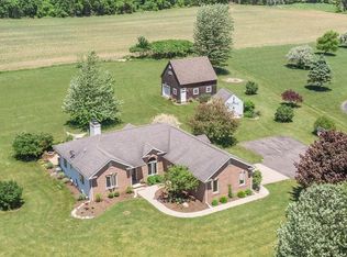 5718 Hayrake Holw, Chelsea, MI 48118