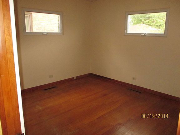 5th image of 3803 Cuyler Ave