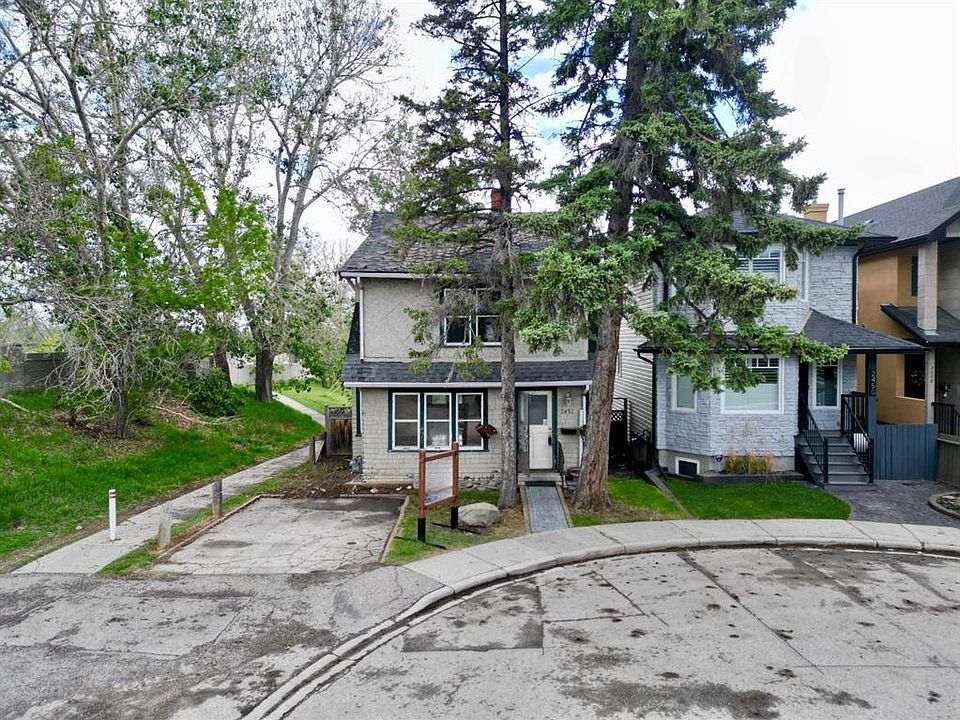 1st image of 2452 S 28th Ave SW