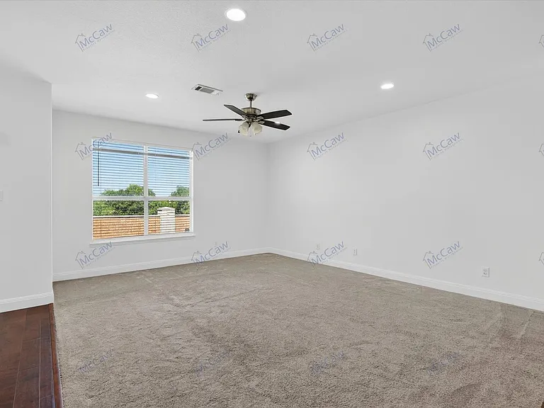 2405 Loreto Dr — Photo 5
