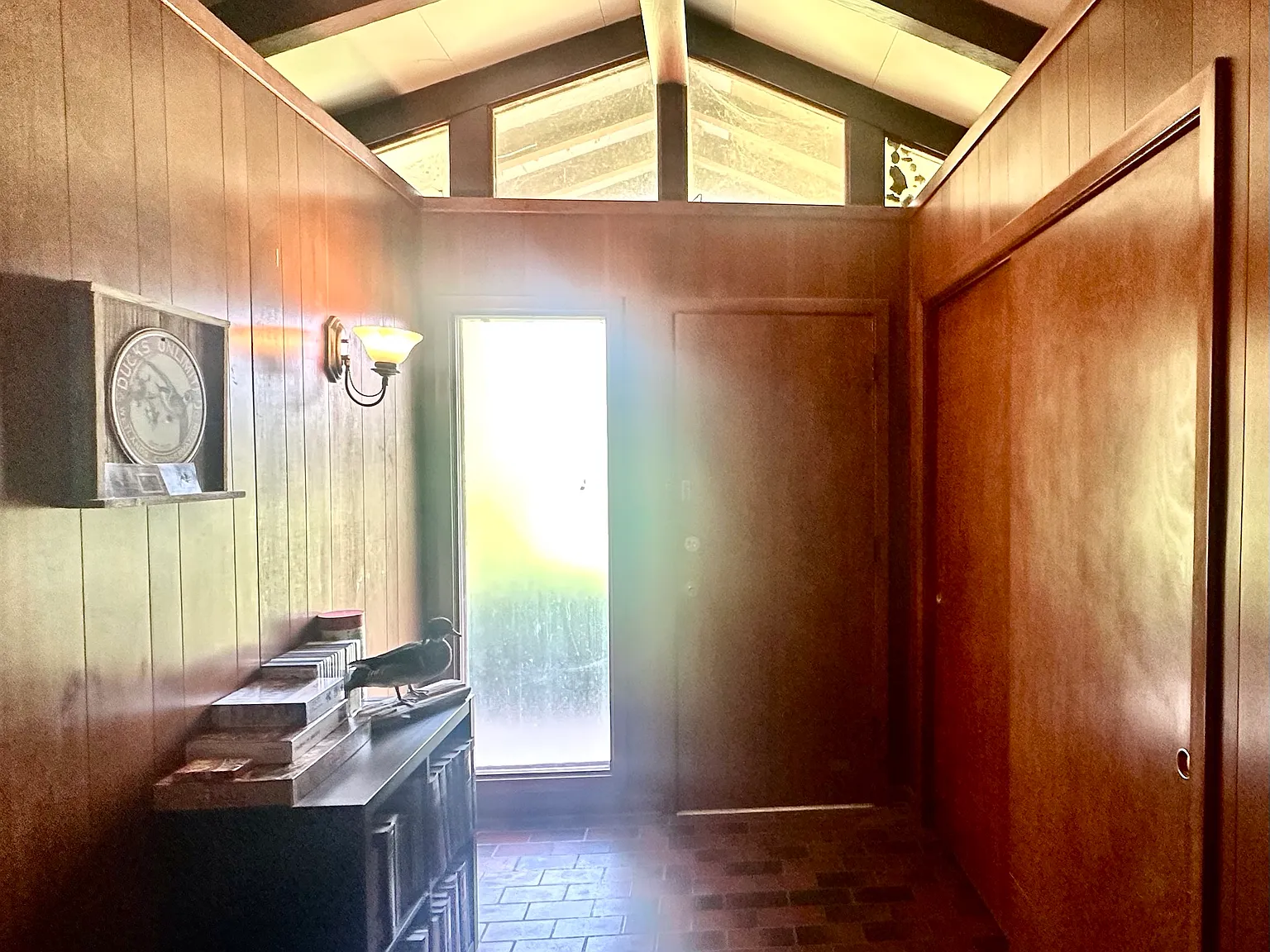 3 bed, 1.5 bath, 1878 sqft, $1,650 — Photo 2