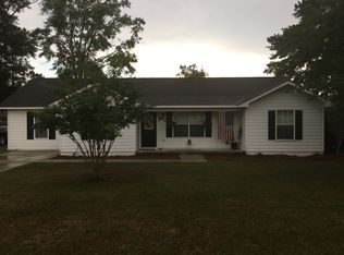 10709 NW Judy Dr, Bristol, FL 32321