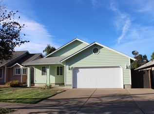 1394 T St, Springfield, OR 97477