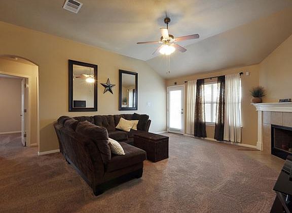 3rd image of 669 Dark Horse Ln