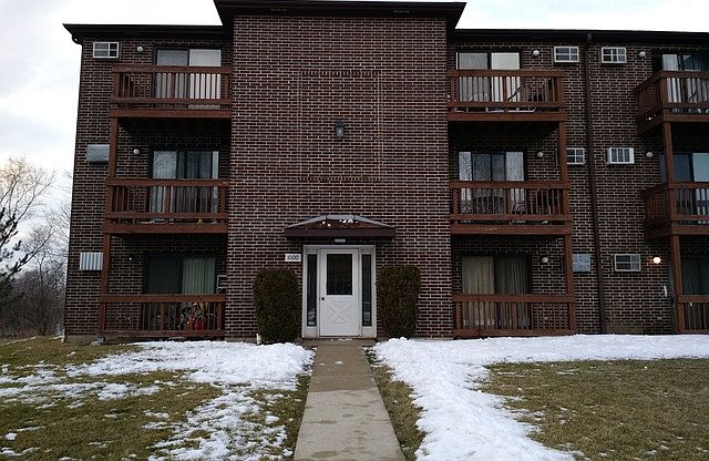 1st image of 1000 Spruce St APT 3A