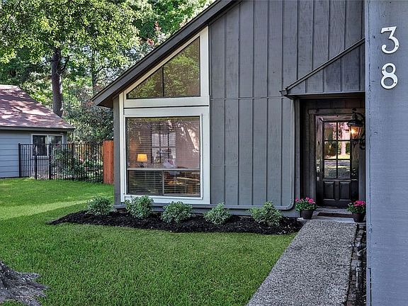 Modern contemporary heart of Grogan's Mill home has been freshly painted !