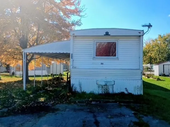 53 Bud Dr, Middlefield, OH 44062