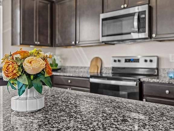 5th image of 3525 Polygon Pl