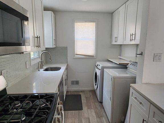 5th image of 20 William St APT 1