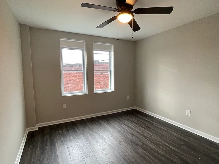 1514 N Luzerne Ave — Photo 30
