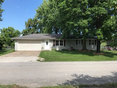 1240 N Dawn Ave, Springfield, MO, 65803