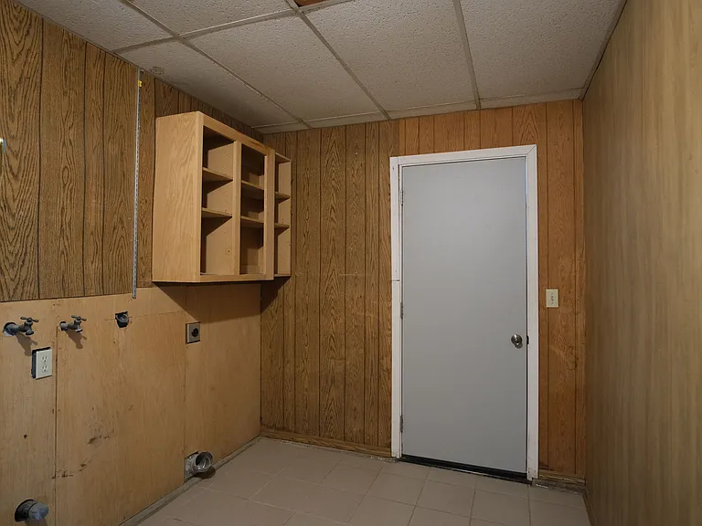 121 Eula Dr — Photo 16