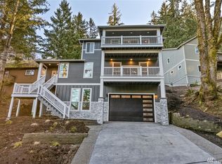 34 Lake Louise Dr, Bellingham, WA 98229