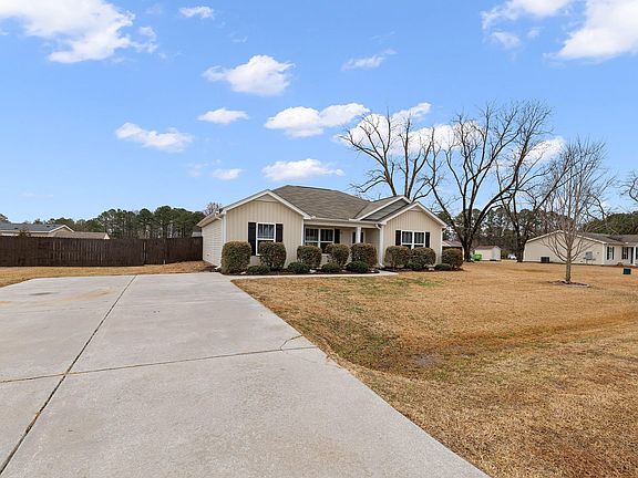 2nd image of 170 Johnston Farms Dr