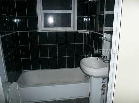 3rd image of 1517 E Eskimo Ave
