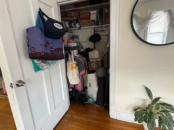 4th image of 1927 N Drake Ave APT 3W