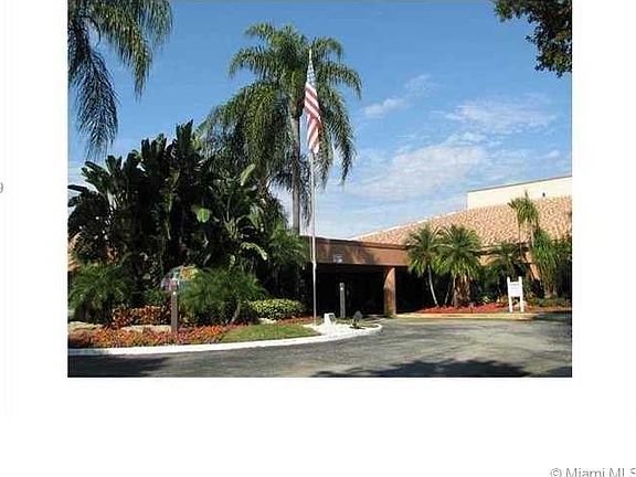 2nd image of 9601 Sunrise Lakes Blvd APT 108