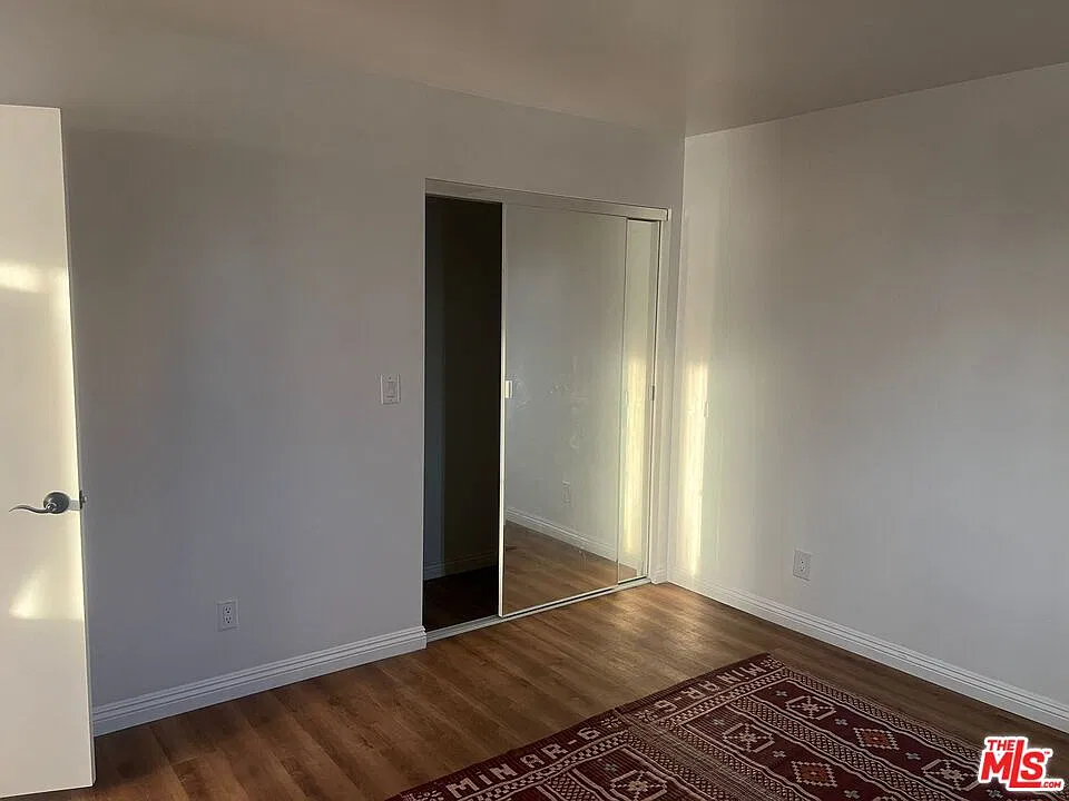 4 bed, 2.0 bath, 2726 sqft, $4,500 — Photo 3
