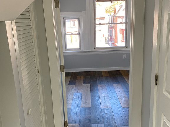 4th image of 5112 Hazel Ave #3