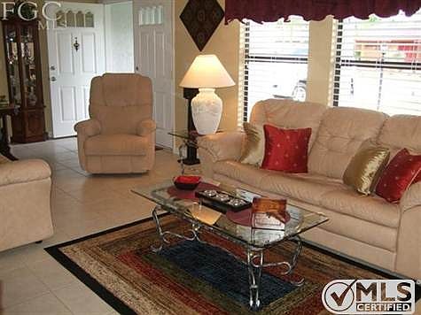 5th image of 10348 Saint Patrick Ln